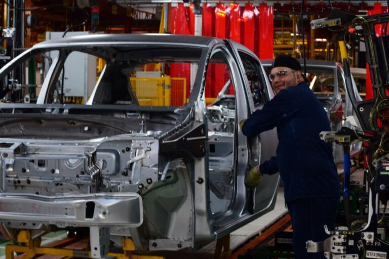 ¿Podría Colombia reactivar una industria automotriz?