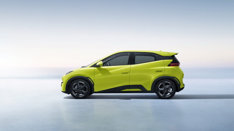 BYD apuesta por la posventa y el ecosistema de carga para los autos eléctricos.
